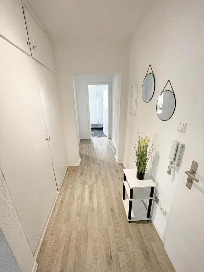 Perfekte 1,5 Wohnung Zentral In Leonberg Gegenueber Einkaufzentrum ภายนอก รูปภาพ