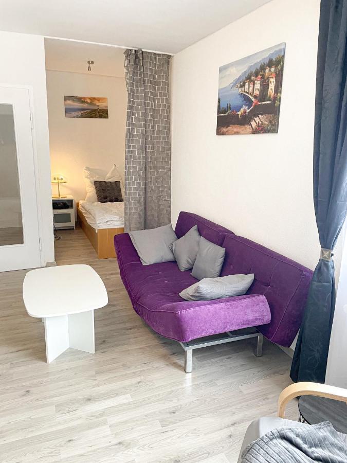 Perfekte 1,5 Wohnung Zentral In Leonberg Gegenueber Einkaufzentrum ภายนอก รูปภาพ