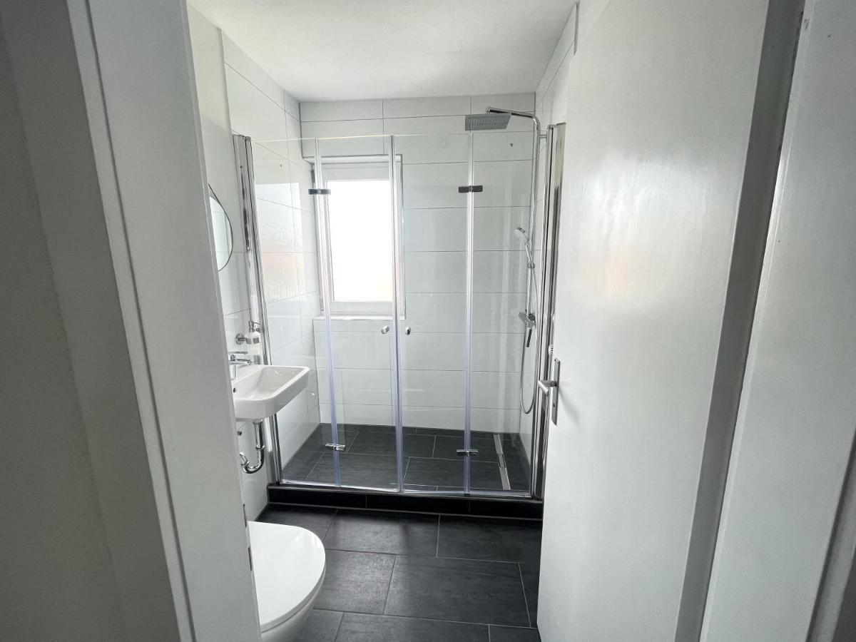 Perfekte 1,5 Wohnung Zentral In Leonberg Gegenueber Einkaufzentrum ภายนอก รูปภาพ