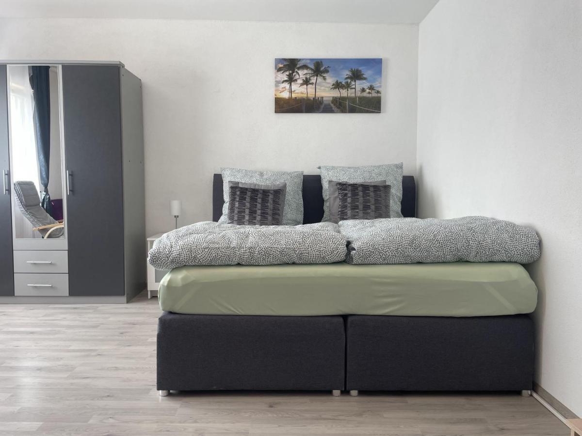 Perfekte 1,5 Wohnung Zentral In Leonberg Gegenueber Einkaufzentrum ภายนอก รูปภาพ