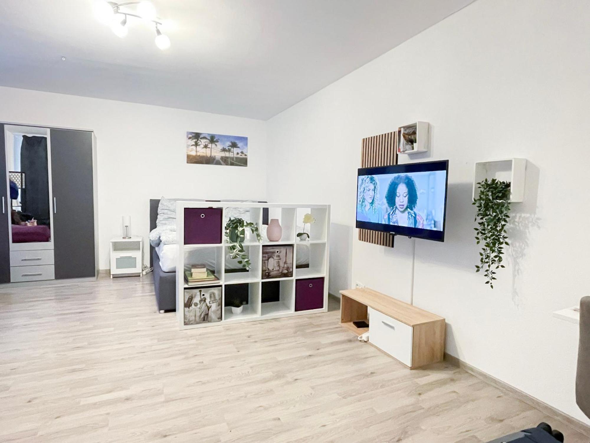 Perfekte 1,5 Wohnung Zentral In Leonberg Gegenueber Einkaufzentrum ภายนอก รูปภาพ